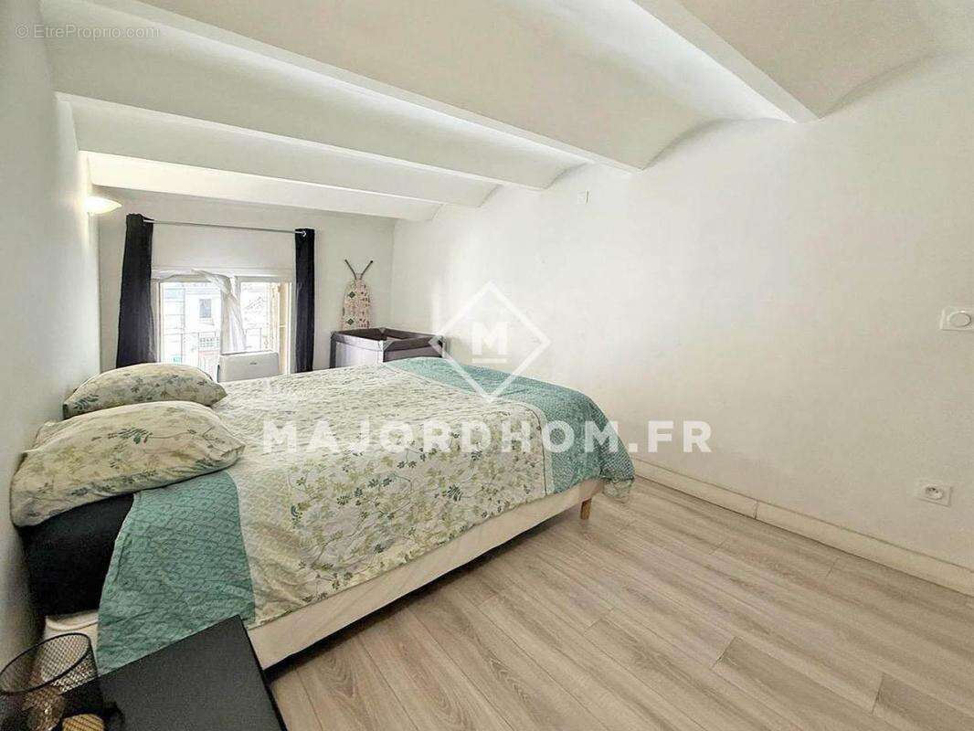 Appartement à MARSEILLE-2E