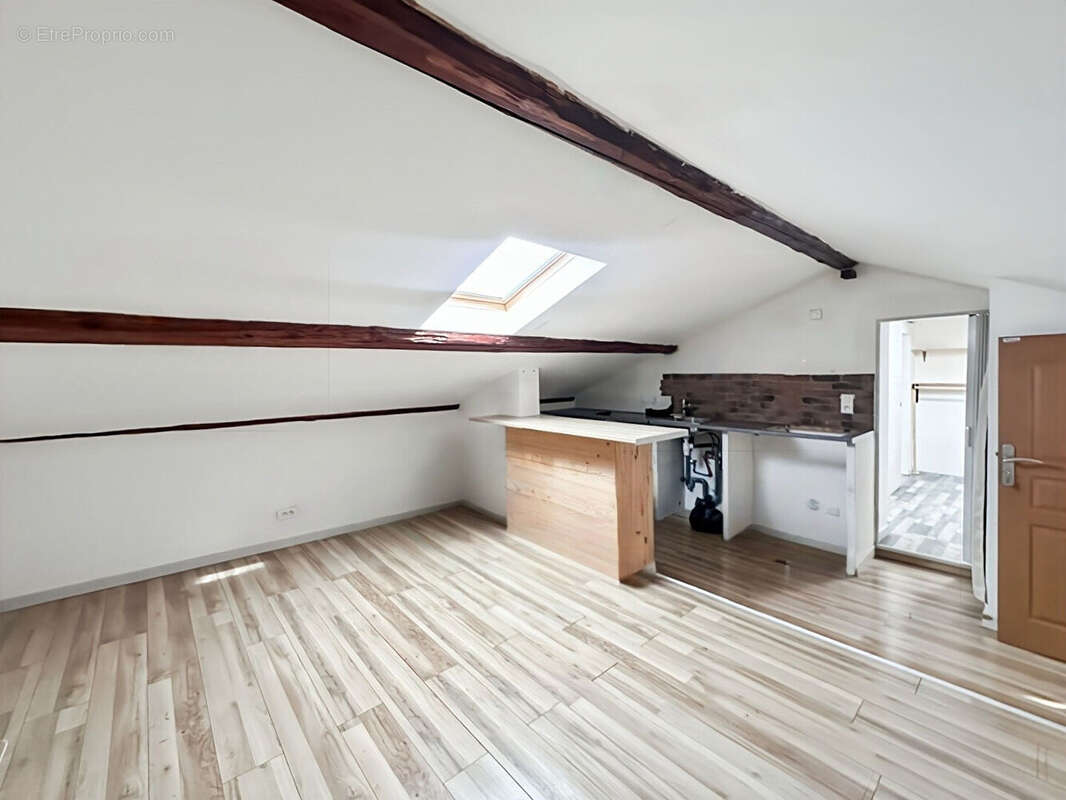 Appartement à CHATEAURENARD