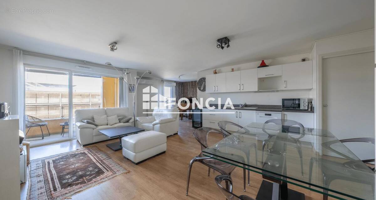 Appartement à BORDEAUX