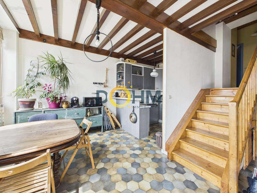 Appartement à SAINT-ETIENNE