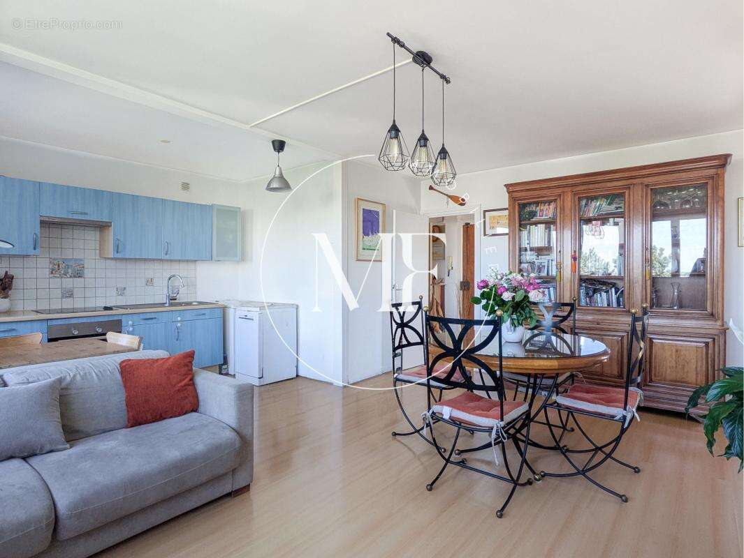 Appartement à RUEIL-MALMAISON