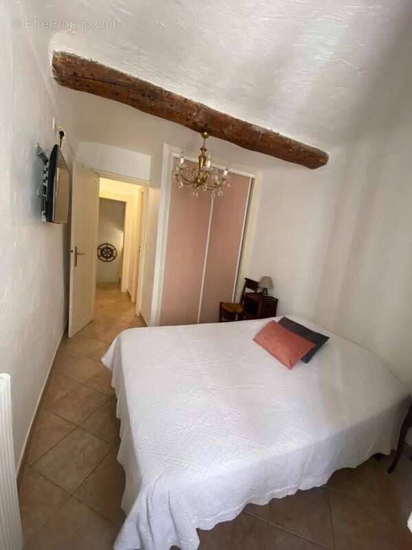 Maison de village dans le vieil Antibes - vue mer et terrasse - photo 10