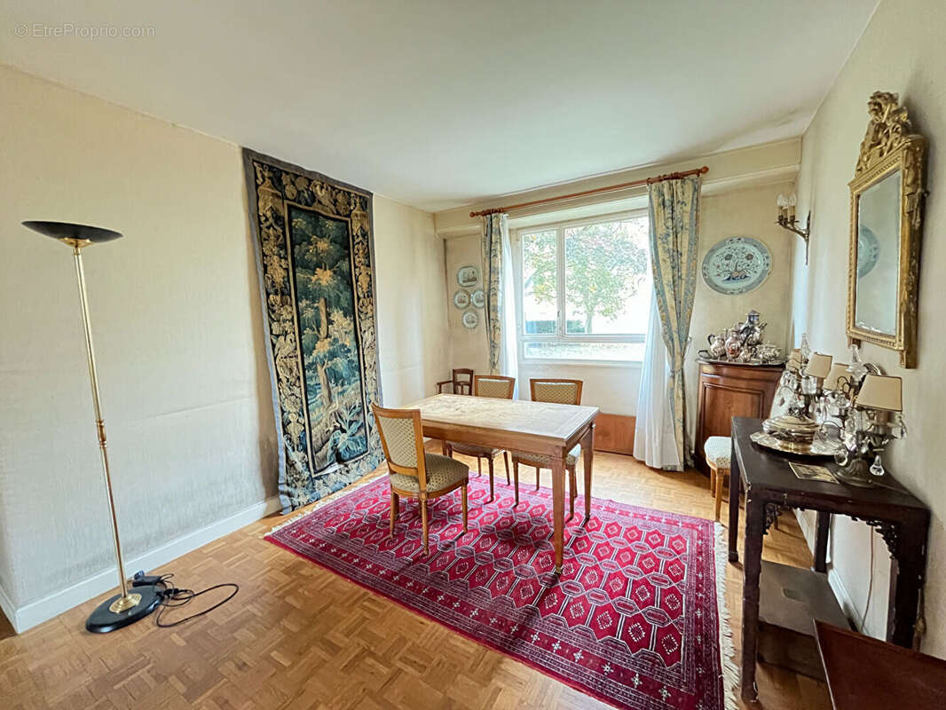 Appartement à SAINT-CLOUD