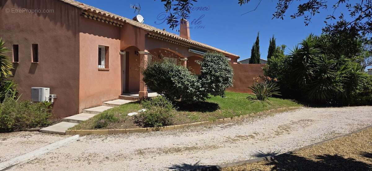 Maison à HYERES