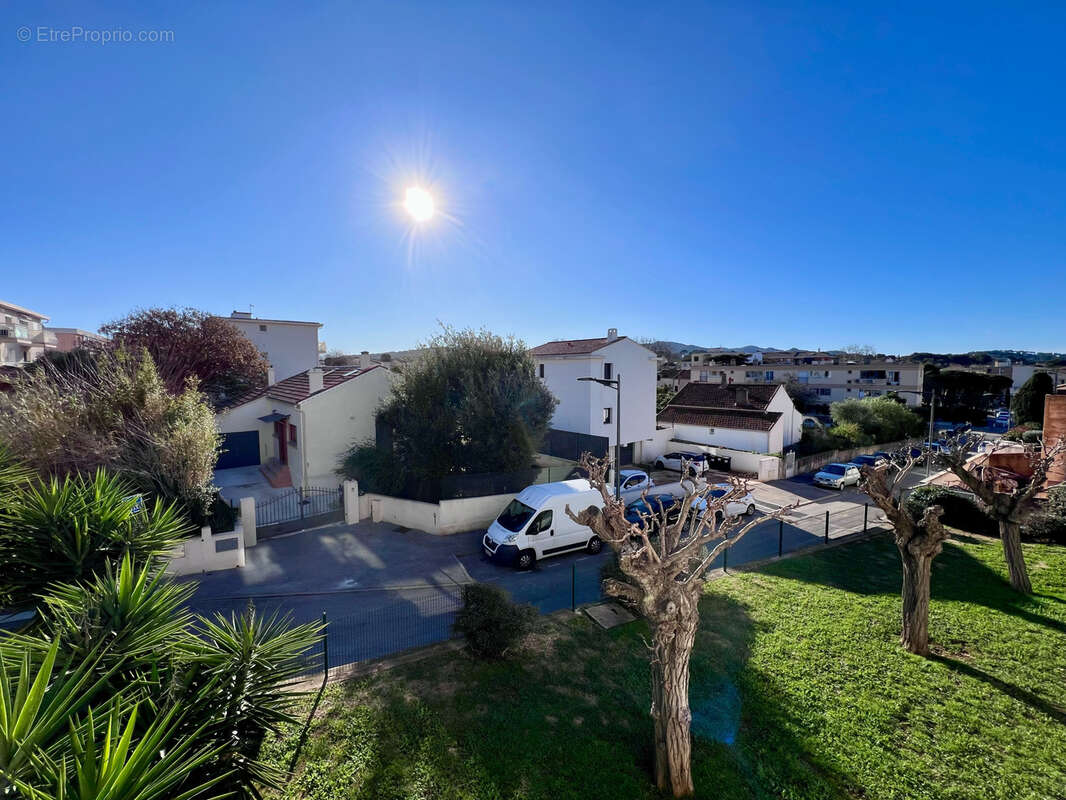 Appartement à SIX-FOURS-LES-PLAGES