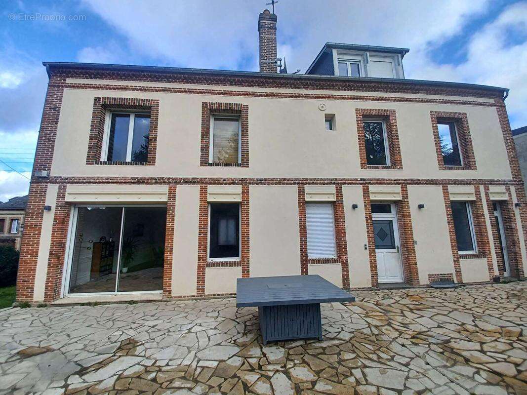 Maison à L'AIGLE