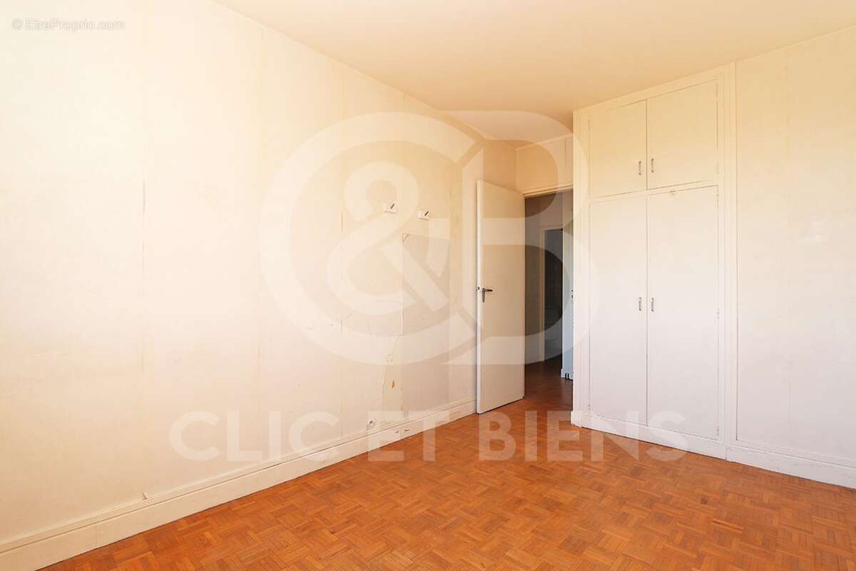 Appartement 97 m² à Viroflay  - photo 7