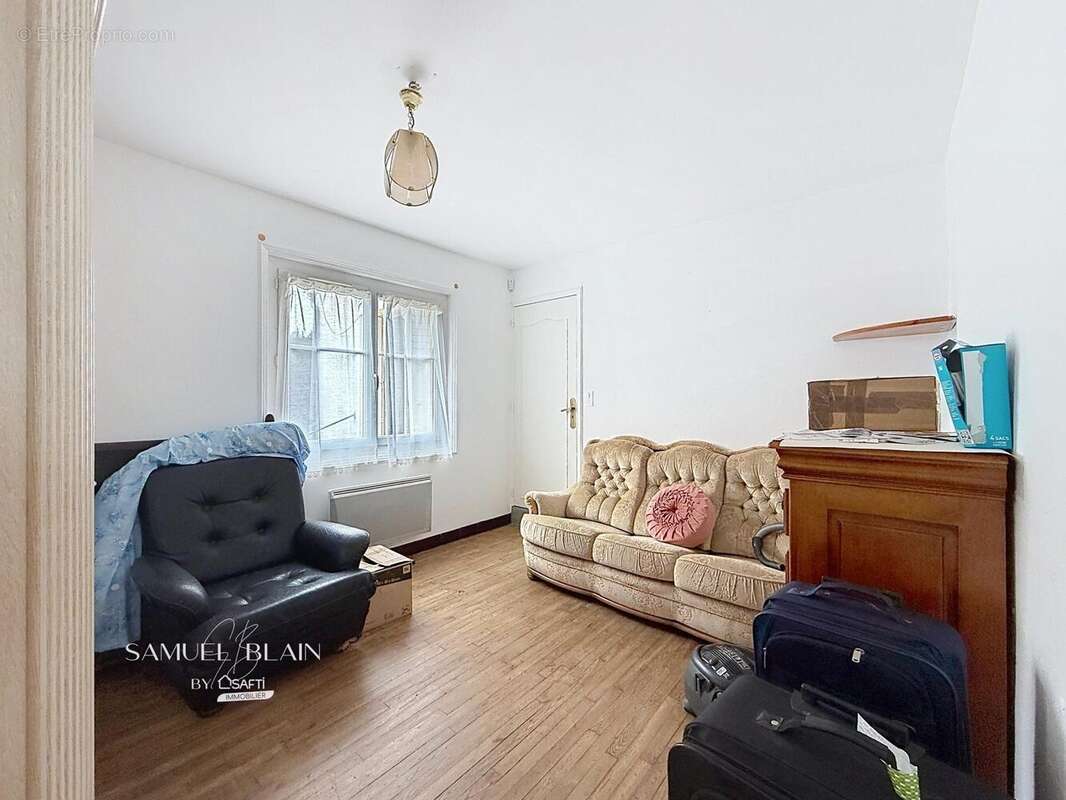 Photo 4