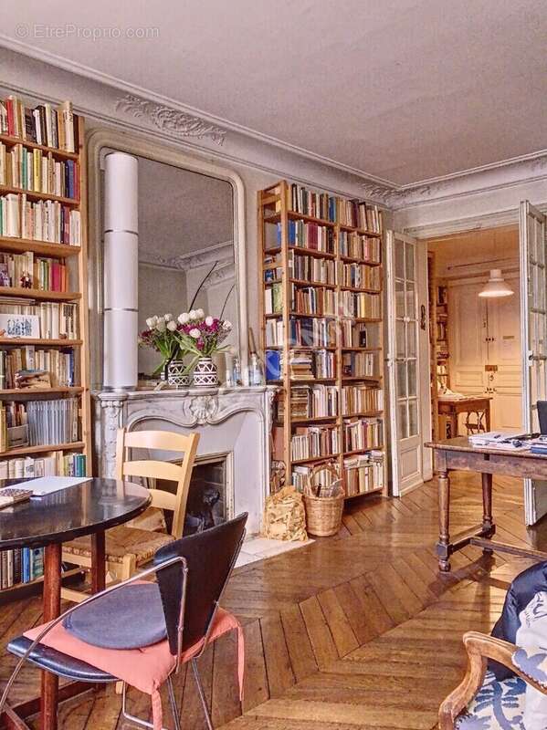 Appartement à PARIS-4E