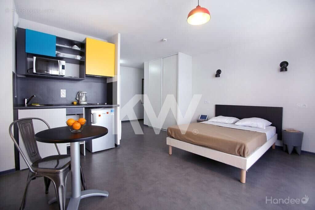 Appartement à MARSEILLE-3E