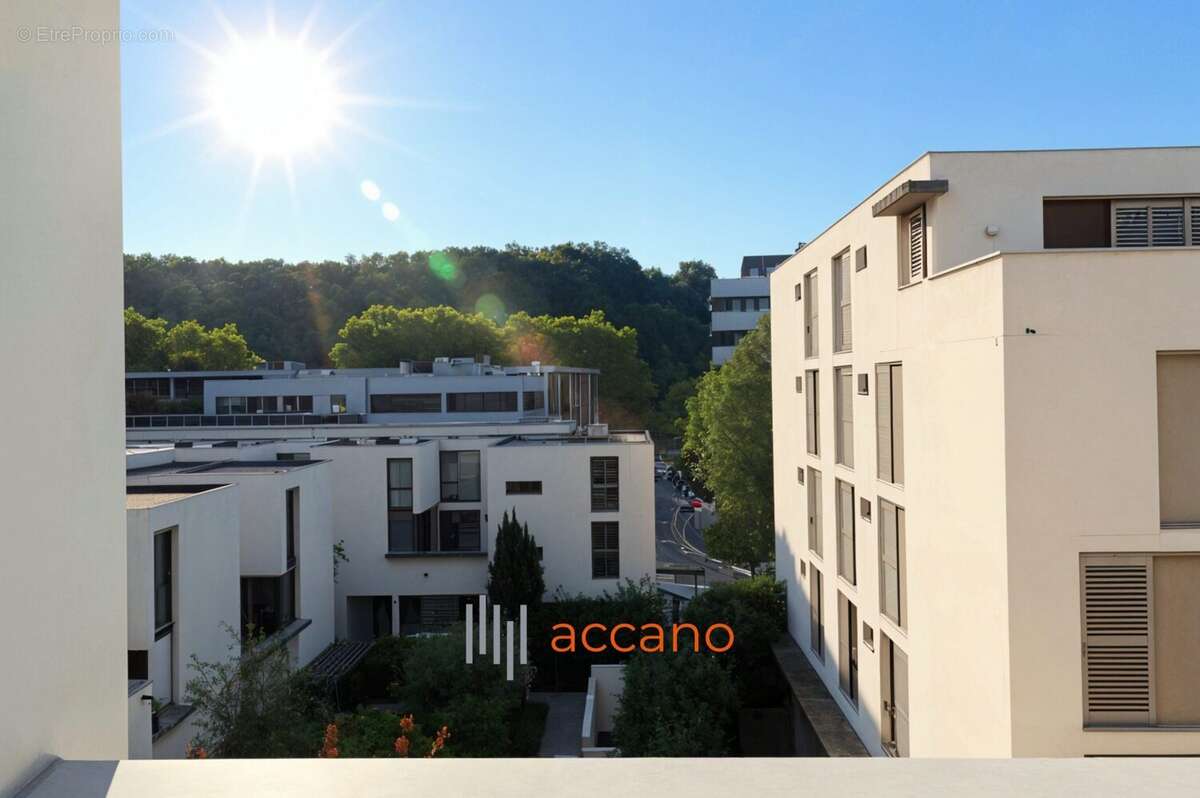 Appartement à LYON-9E
