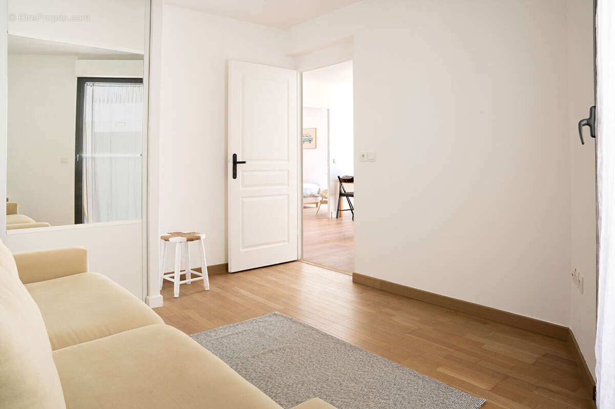 Charmant T3  avec balcon - Bordeaux Chartrons - photo 5