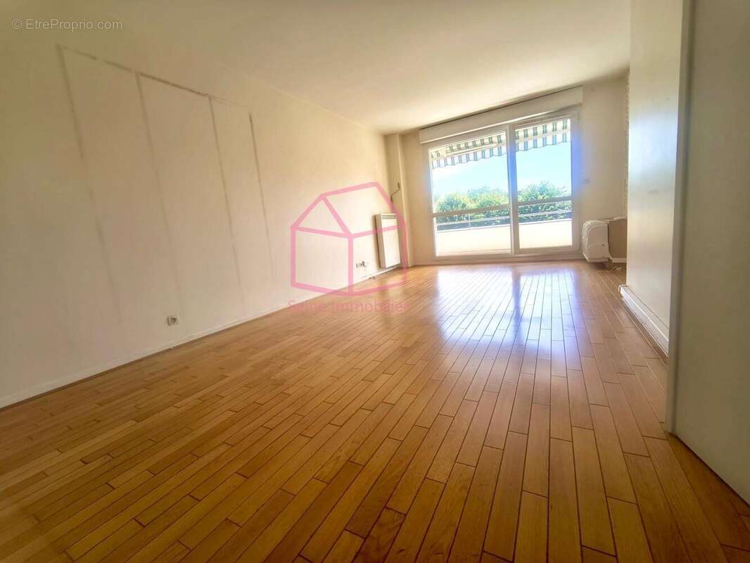 Appartement à CHOISY-LE-ROI