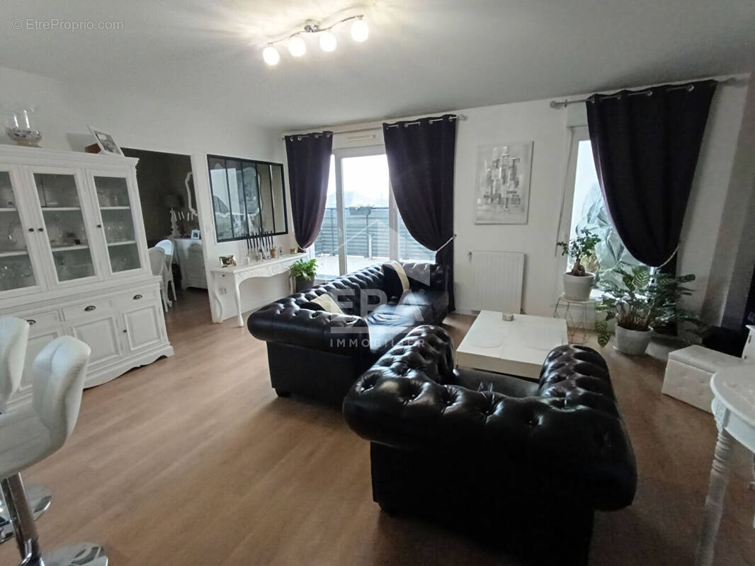 Appartement à ELANCOURT