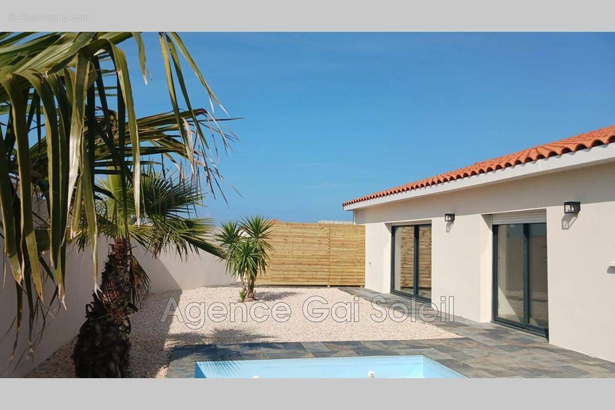 Maison à NISSAN-LEZ-ENSERUNE