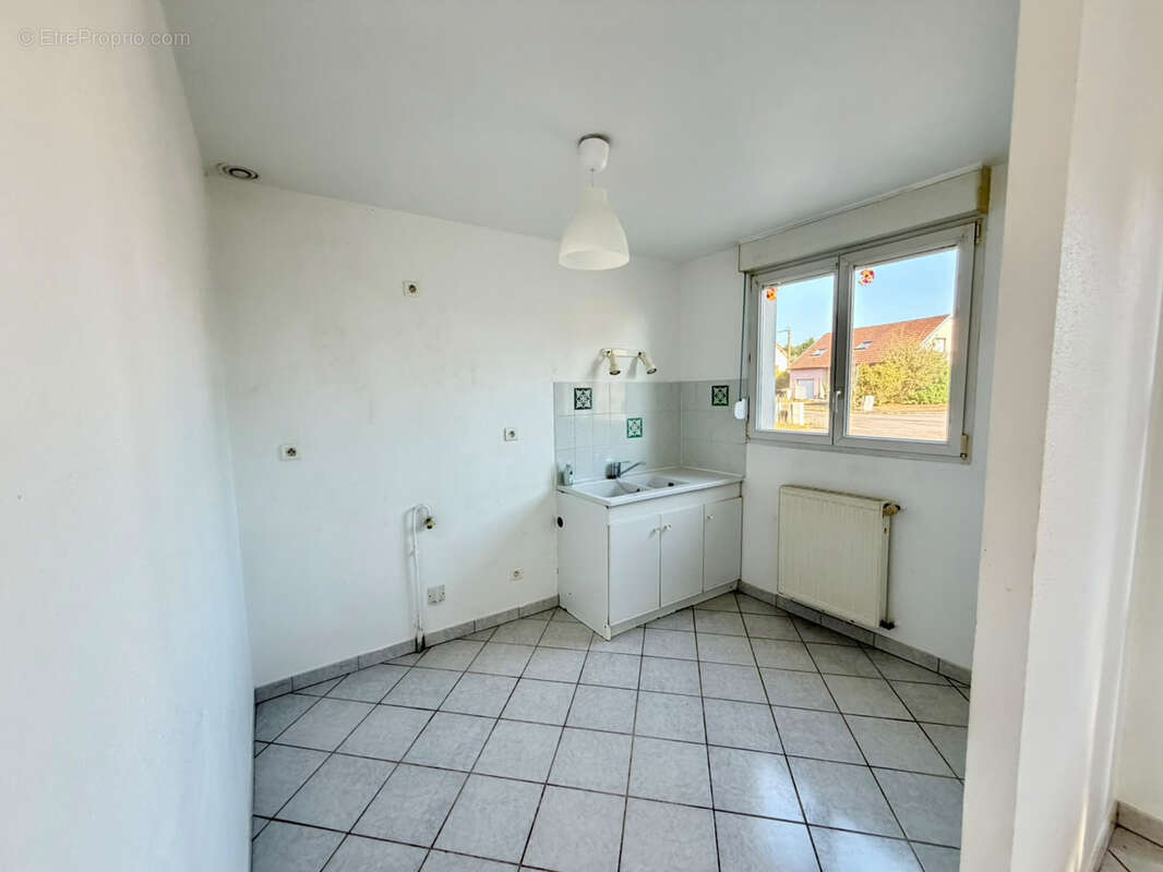 Vente pavillon avec accès de plain-pied, sur terrain de 8,12 ares CORBENAY - photo 7