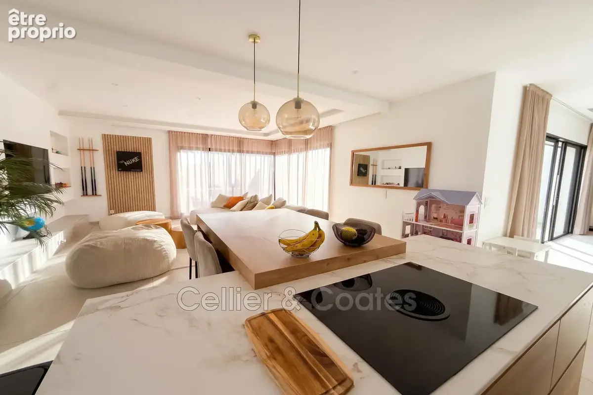 Maison 7 pièces 191 m² à vendre à Bormes-Les-Mimosas (83230) - photo 4