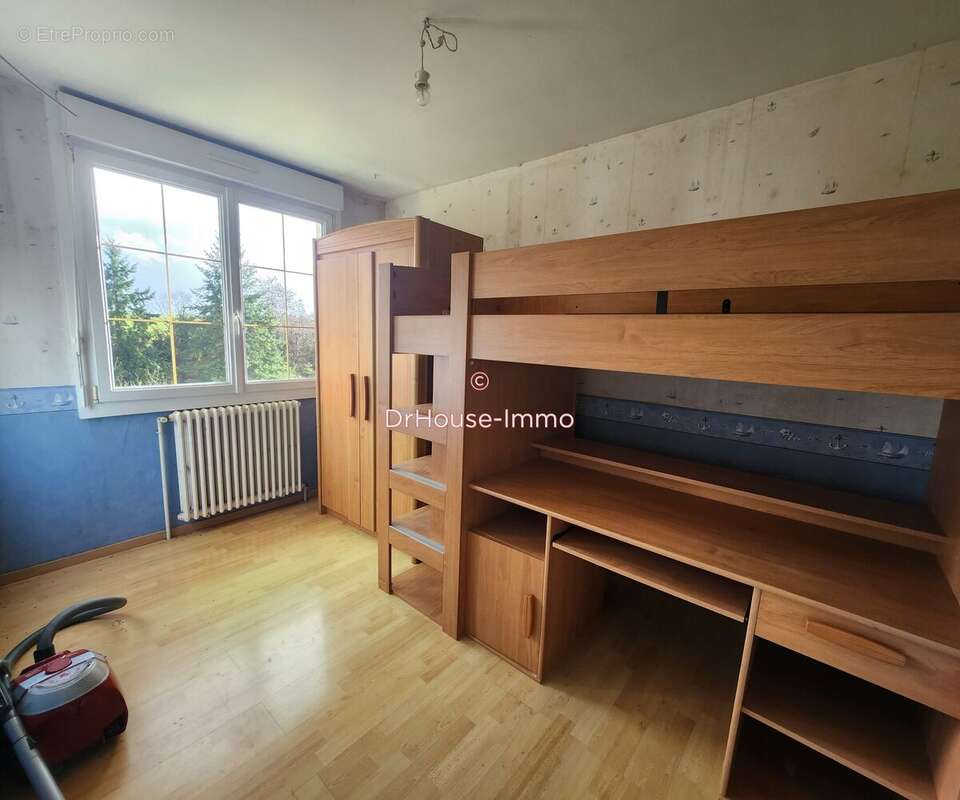 Maison 73 m² à Saint-Aubin-De-Locquenay  - photo 26