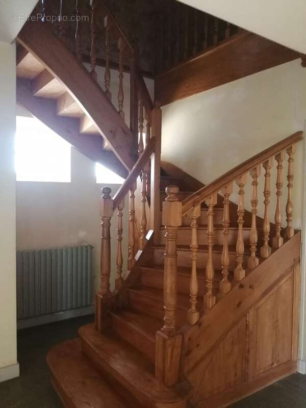 Maison à SAINT-PRIVAT-DES-PRES