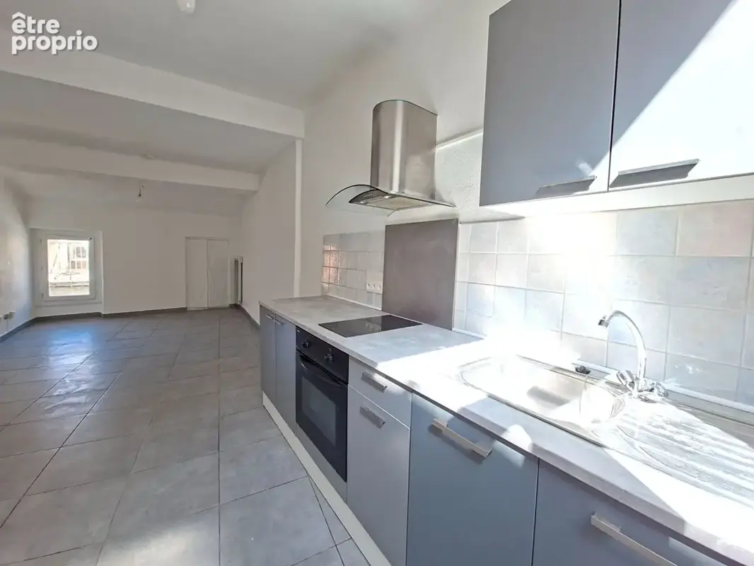 Prades Immeuble de rapport composé de 3 appartements de Type 2 - photo 2