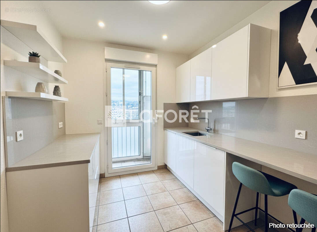 Appartement à MARSEILLE-11E