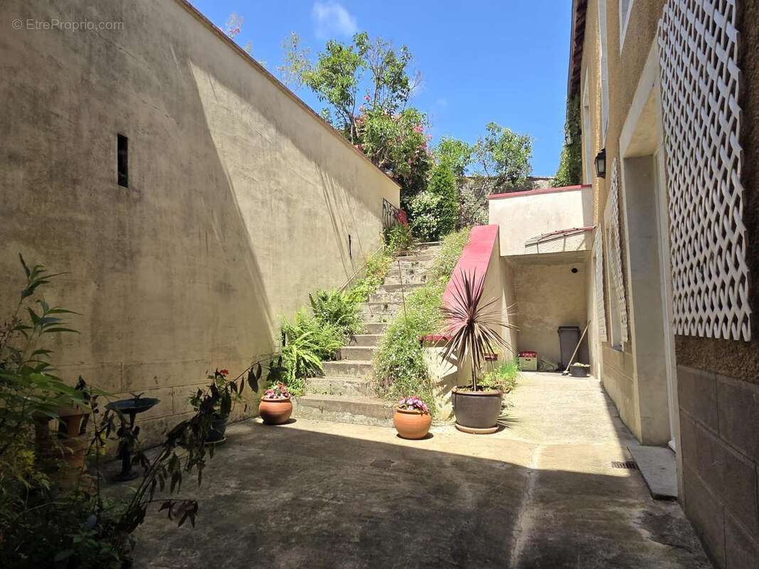 Maison 219 m² à Chateau-Gontier  - photo 3