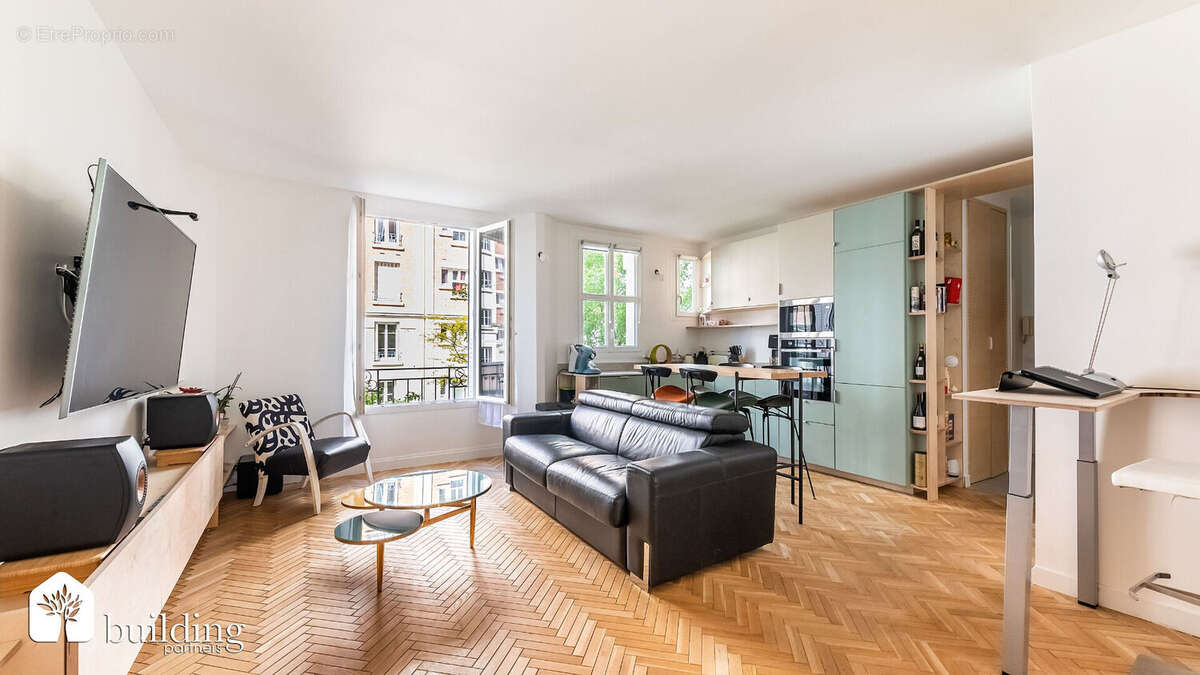 Appartement à COURBEVOIE