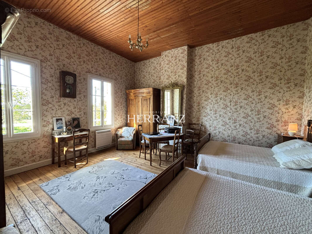 Maison à DARDENAC