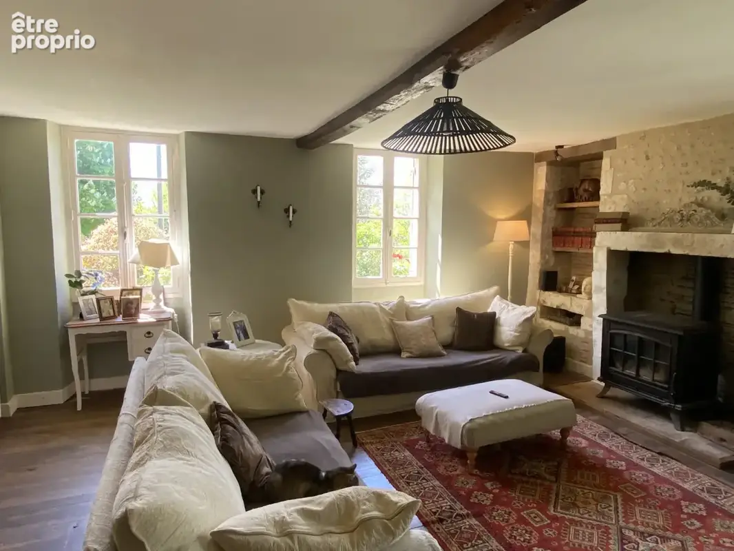 main house salon