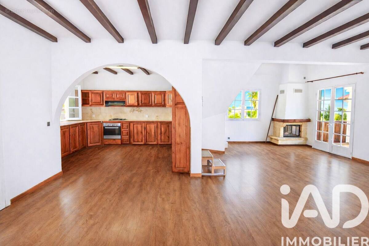 Photo 1 - Maison à LE TAMPON