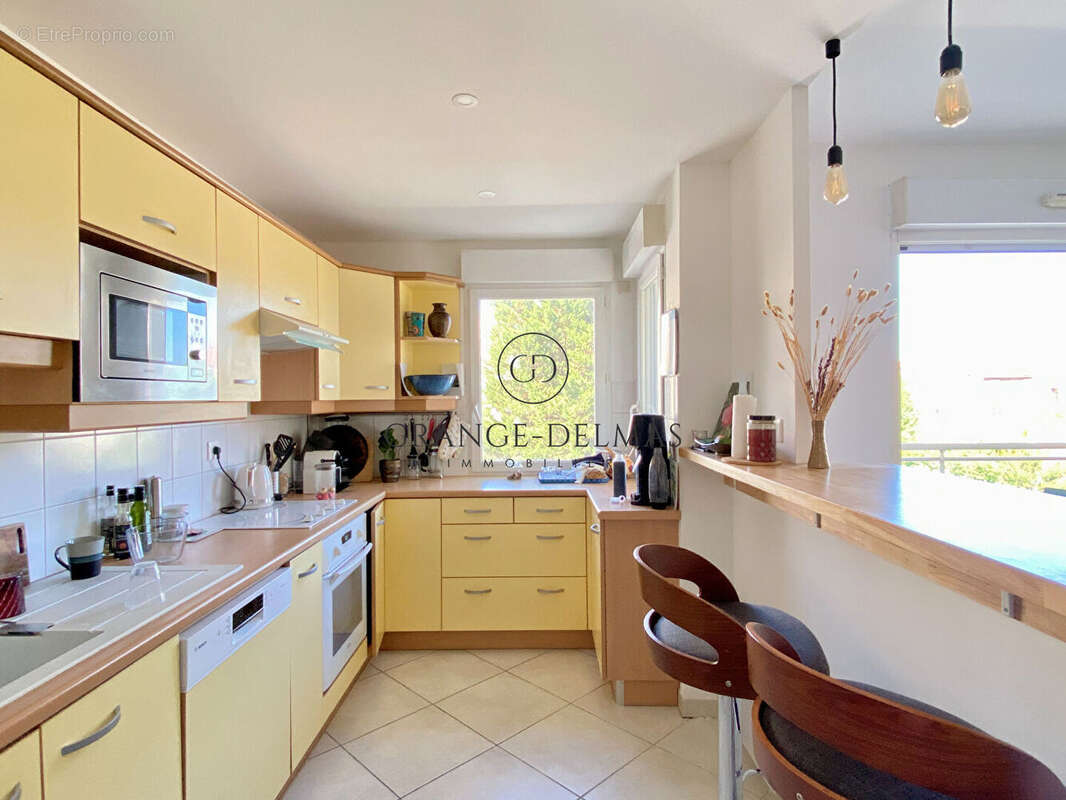 Appartement avec terrasse, ascenseur et garage - CROIX BLANCHE - photo 6