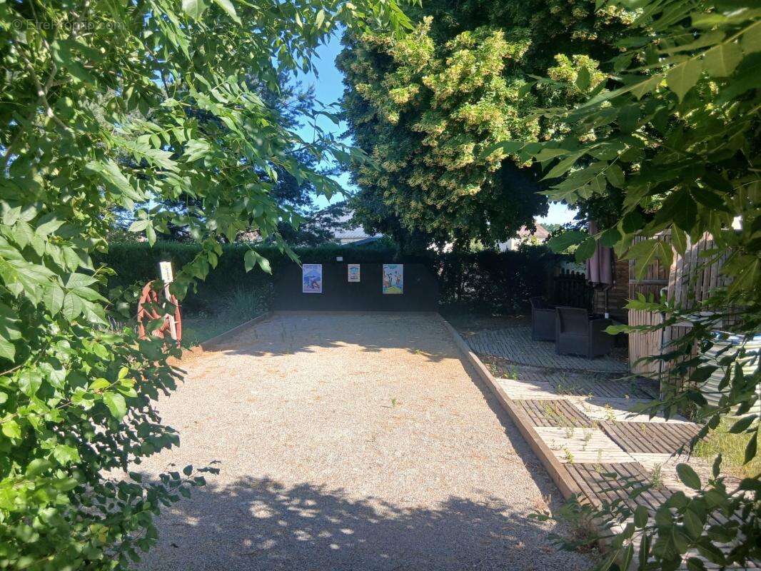 Maison à LANOBRE