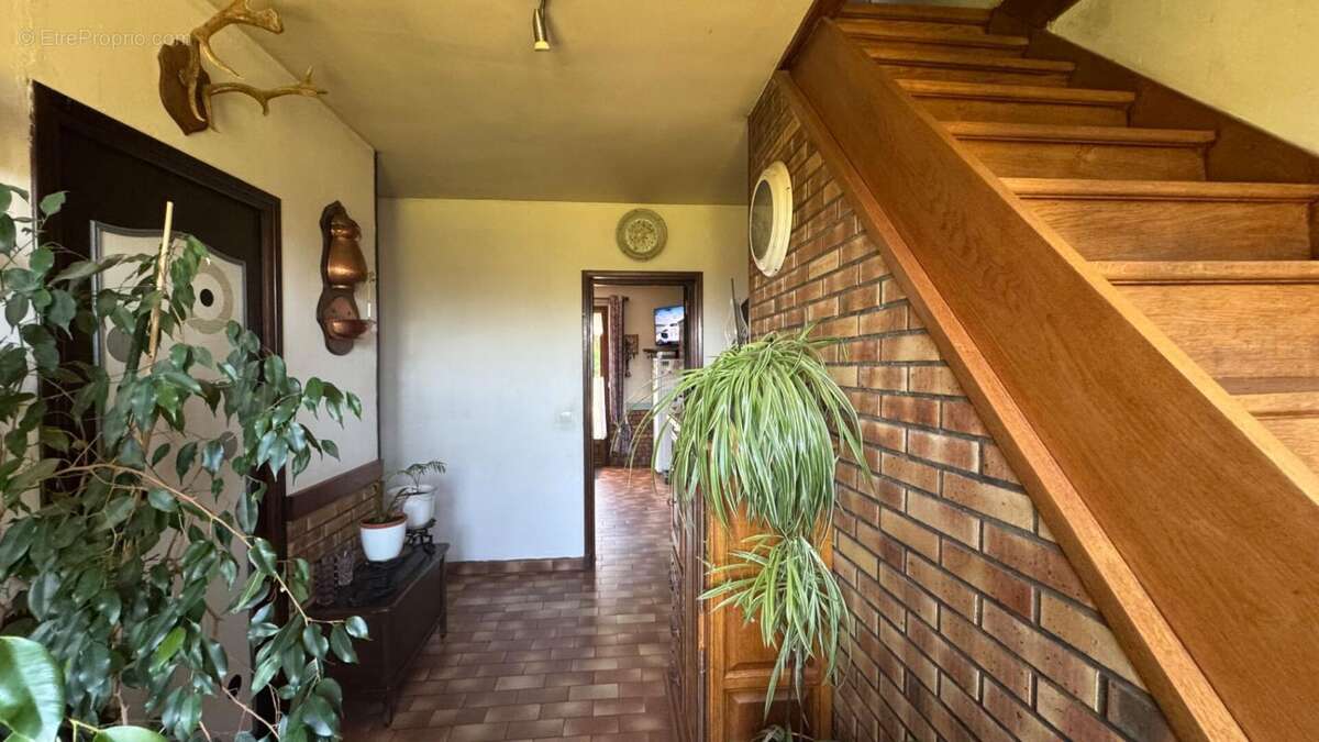 Maison  5 pièce(s) 115 m2 sous-sol complet - photo 4