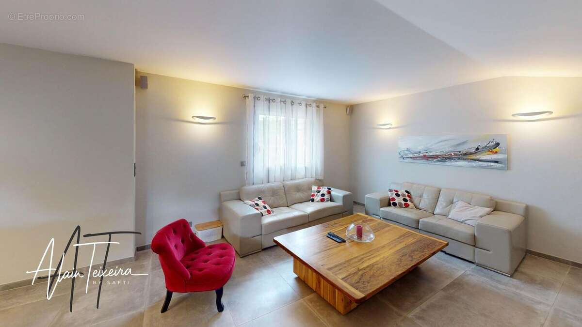 Photo 9 - Maison à SAINT-ANTONIN-DU-VAR