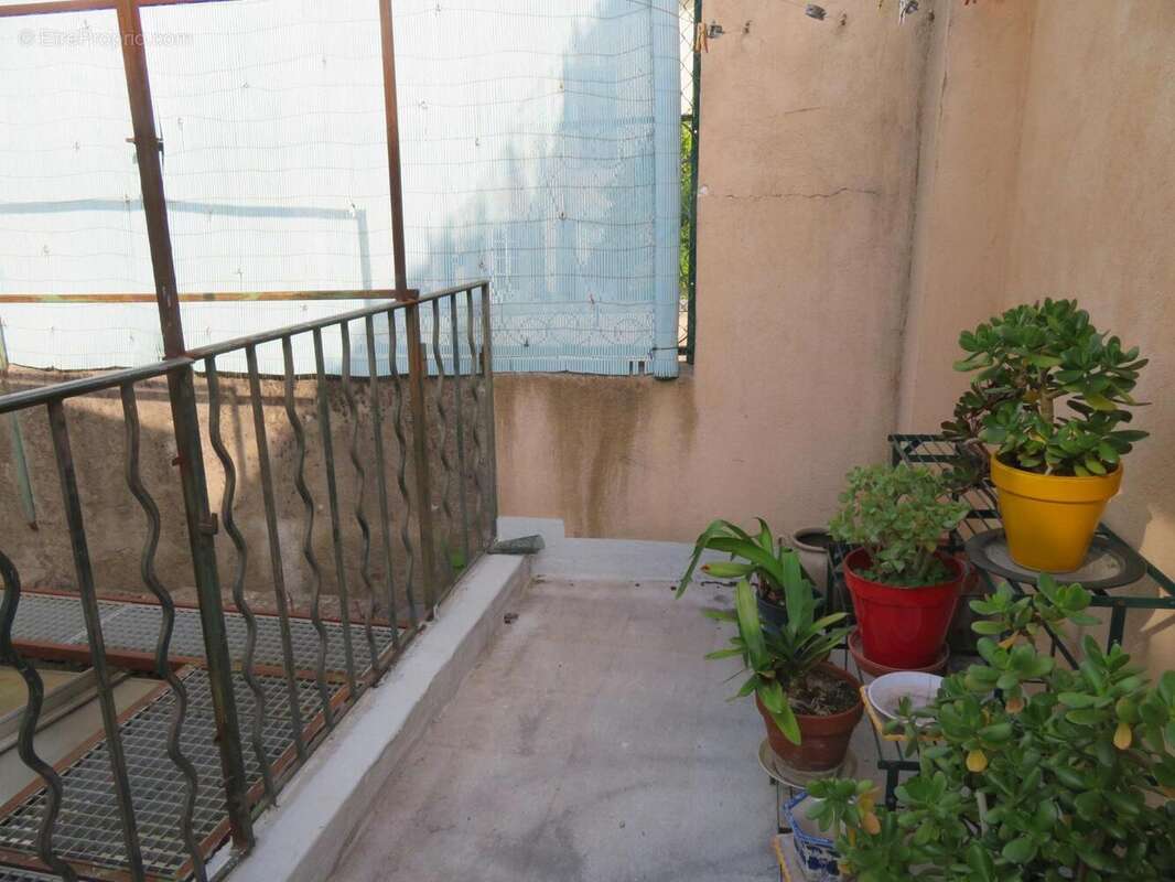   - Maison à DRAGUIGNAN