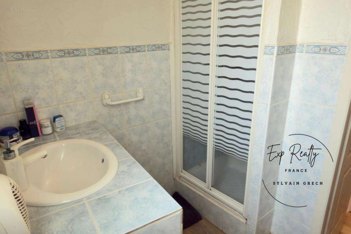 Appartement à SAINT-MAXIMIN-LA-SAINTE-BAUME