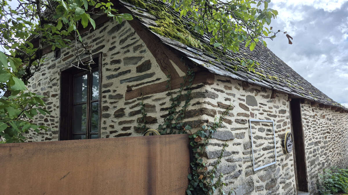 Maison à LACROIX-BARREZ