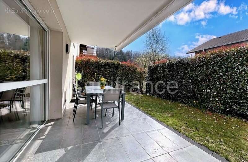 Appartement à SAINT-MARTIN-BELLEVUE