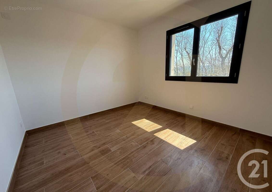 Maison à BOURGOIN-JALLIEU