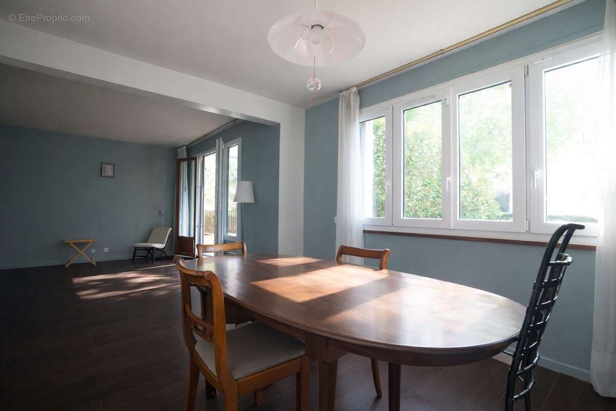 Appartement à LIVRY-GARGAN