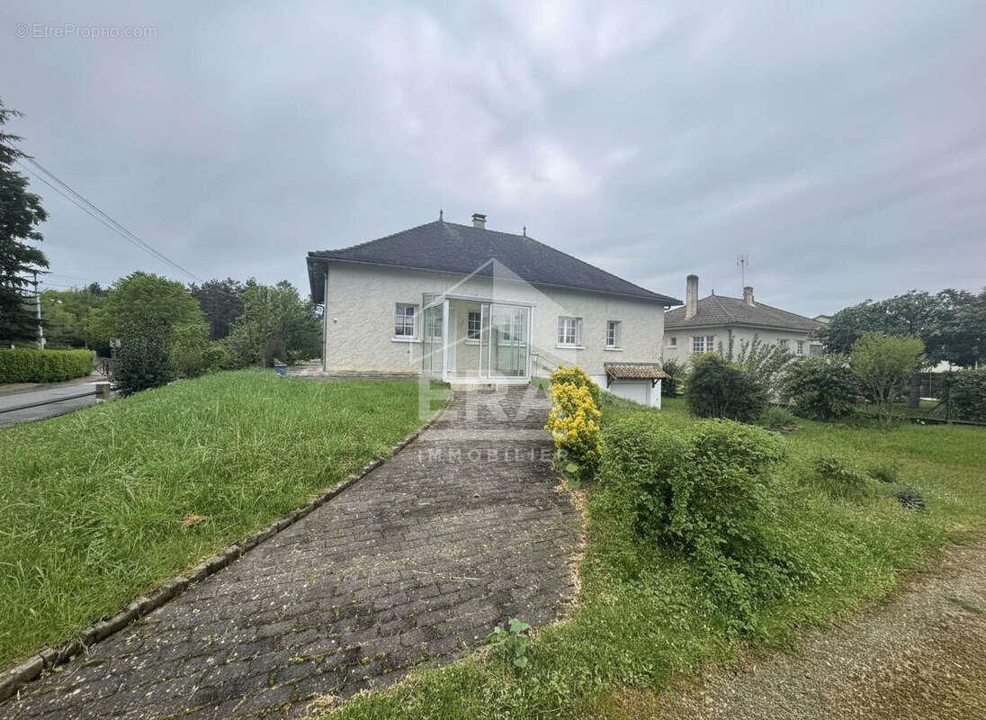 Maison à MONTPON-MENESTEROL