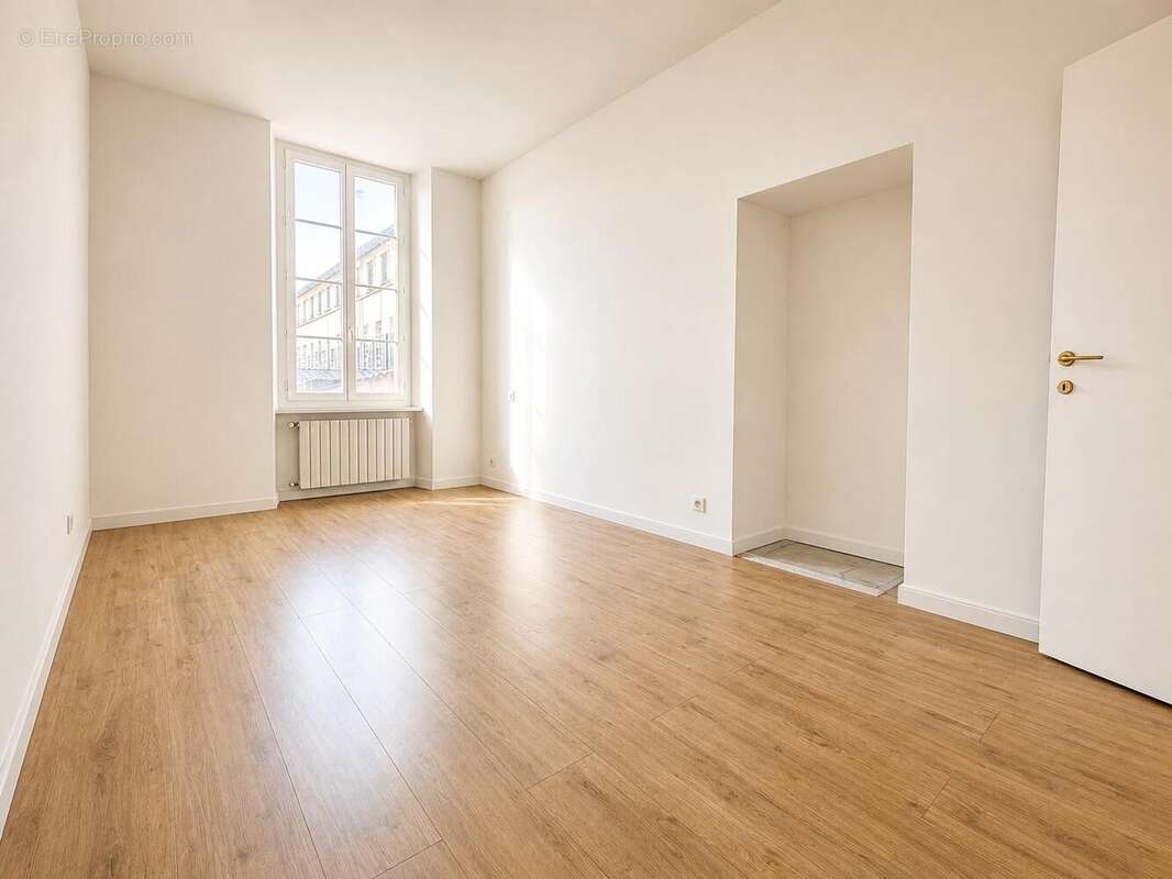   - Appartement à NICE