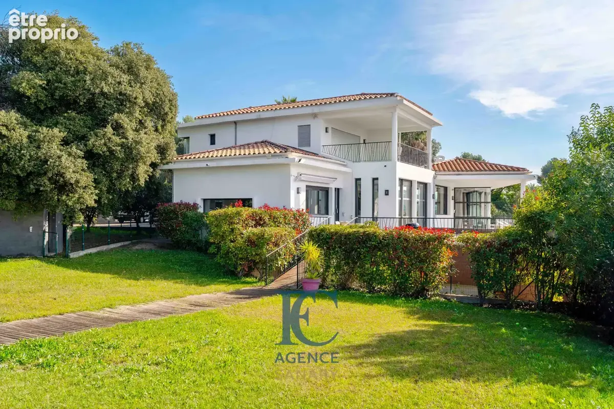 Propriété de Prestige de 500 m2 avec Vue Mer Imprenable - photo 1