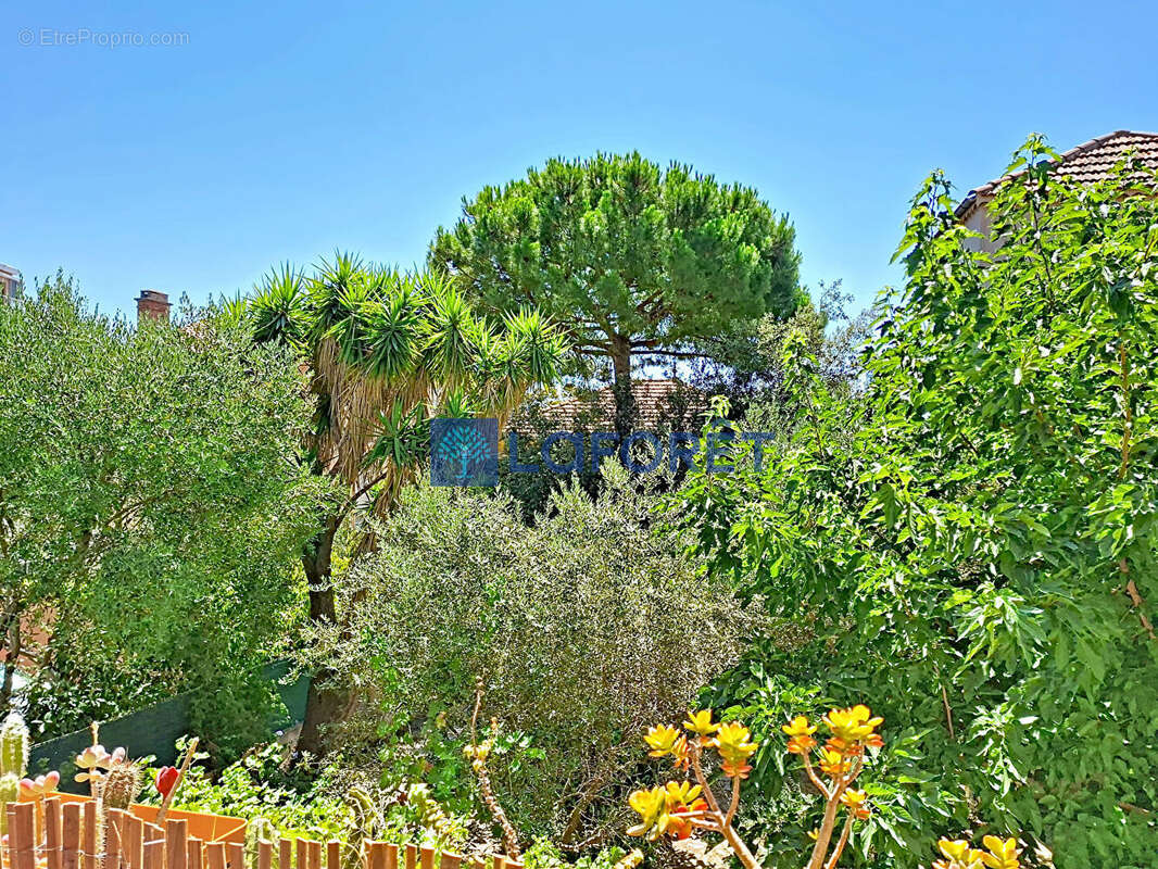 Appartement à LA VALETTE-DU-VAR
