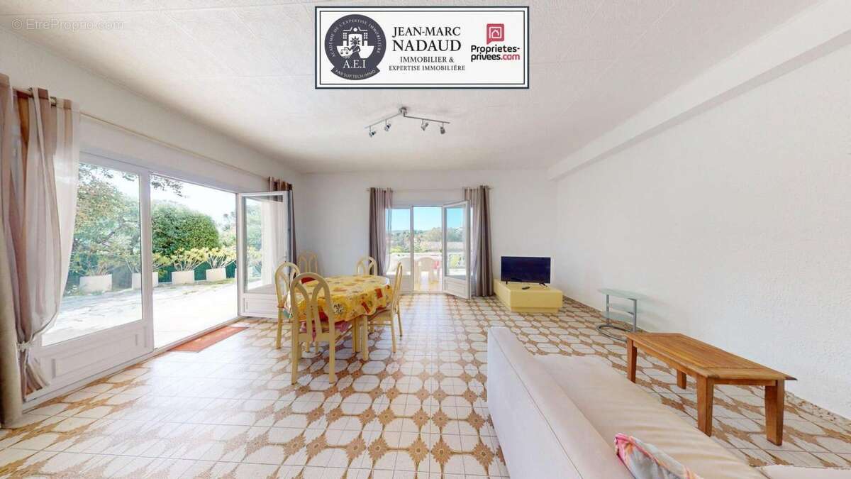 Villa Familiale  T2/T3 + T4 avec piscine ,vue Mer, sans vis à vis - photo 15