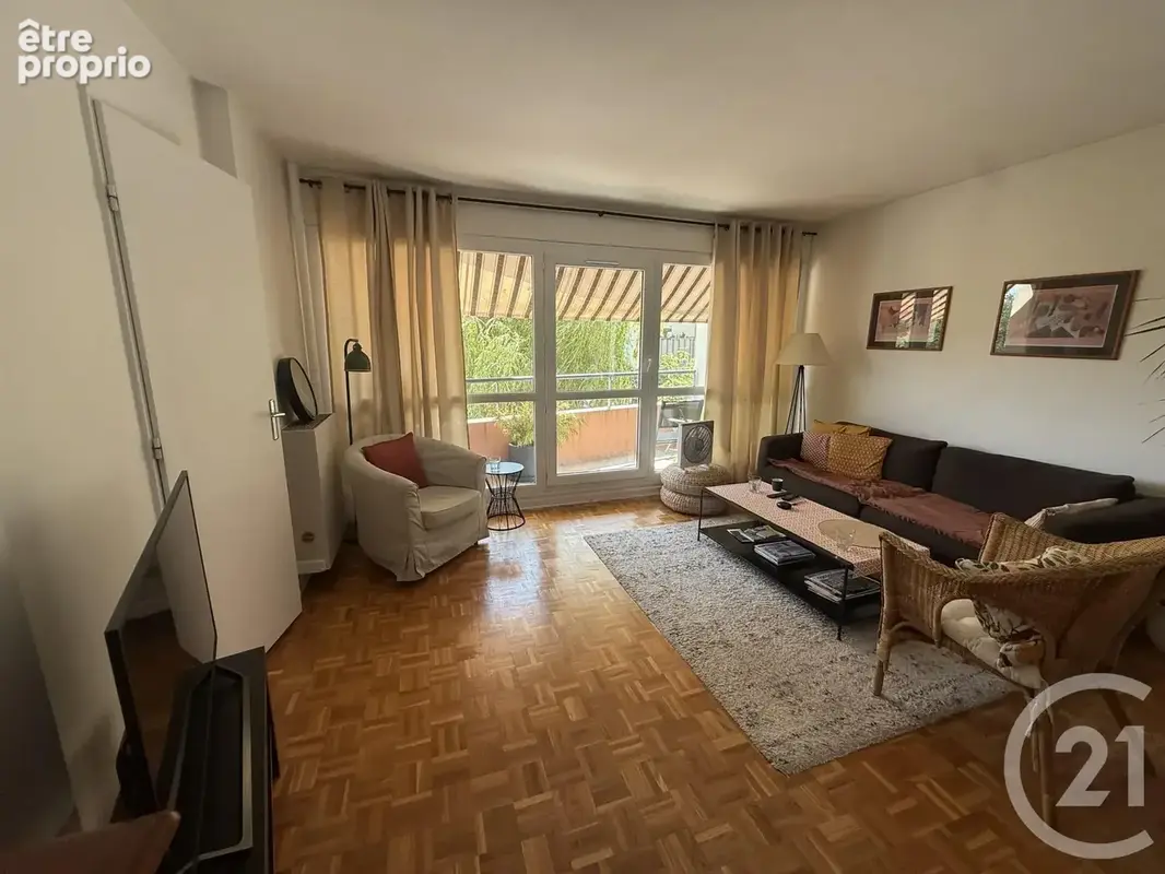 Appartement à LE MEE-SUR-SEINE