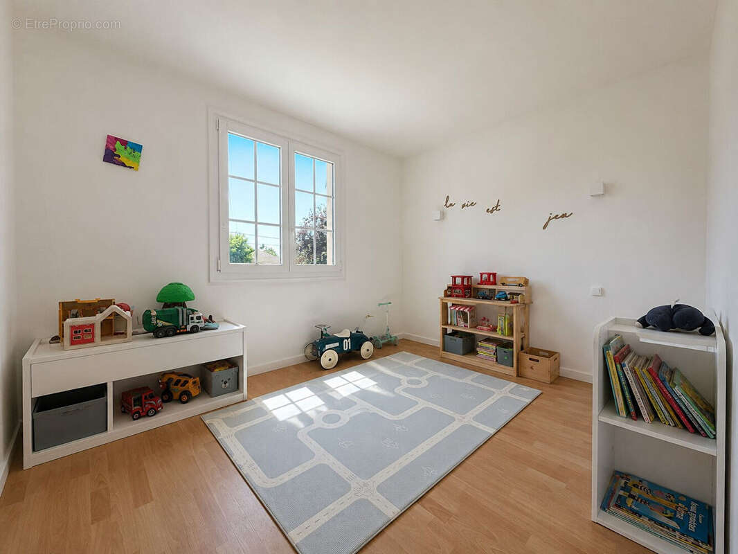 Maison à MONTLUCON