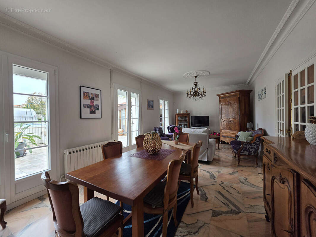 Maison à BREUIL-MAGNE