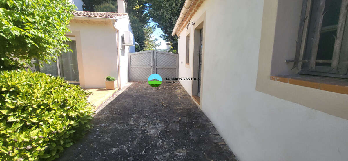 Maison à MALEMORT-DU-COMTAT