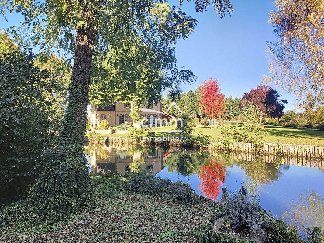 Maison à SAINT-GERMAIN-DES-PRES